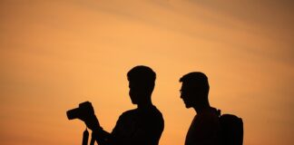 Czego na pewno nie robią prawdziwi turyści w czasie swoich wędrówek?