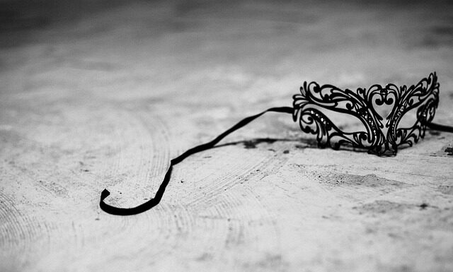 Jak się ubrać na kolację w hotelu? Jak się ubrać na kolację w hotelu?