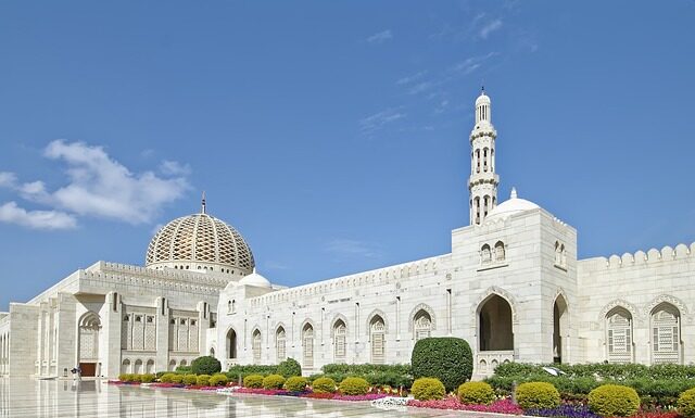 Ile muzułmanin może mieć żon? Ile muzułmanin może mieć żon?