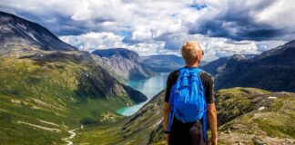 Jak powinien zachowywać się prawdziwy turysta?