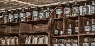 Jak leczyć zemstę faraona?