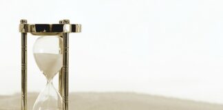 Jak długo trwa lot z Polski do Tunezji?