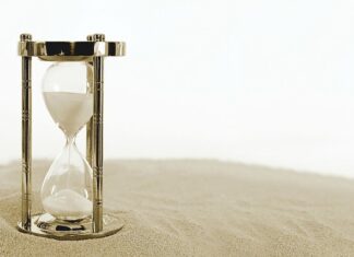 Jak długo trwa lot z Polski do Tunezji?