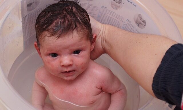 Jak długo trwa lot z Pyrzowic do Tunezji?