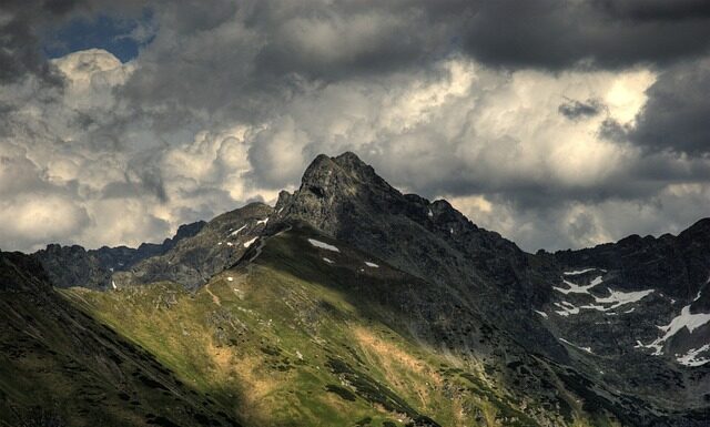 Ile osób zginęło na Świnicy?