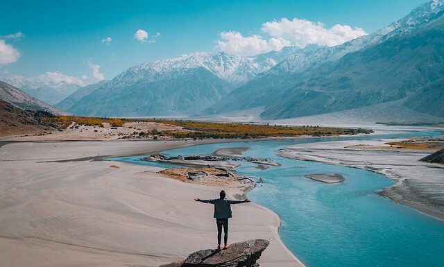Ile kosztuje hektar ziemi w UK?