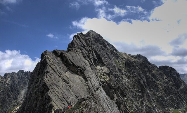 Ile km ma Orla Perć?
