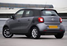 wynajem auta karta debetowa